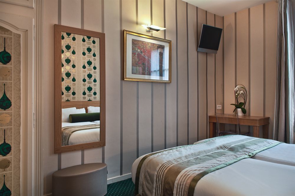 Hotel Romance Malesherbes By Patrick Hayat Париж Стая снимка